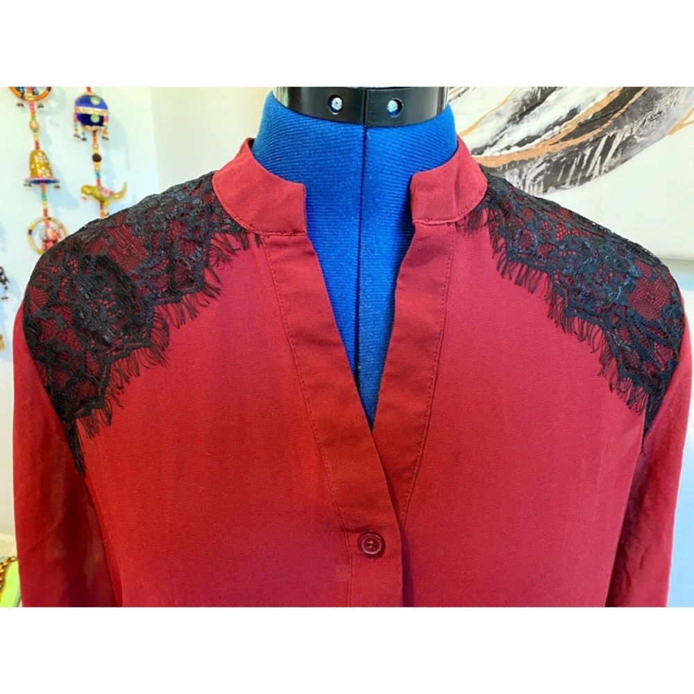 Maurices Lace 3/4 Sleeve Blouse - Picture 2 of 8